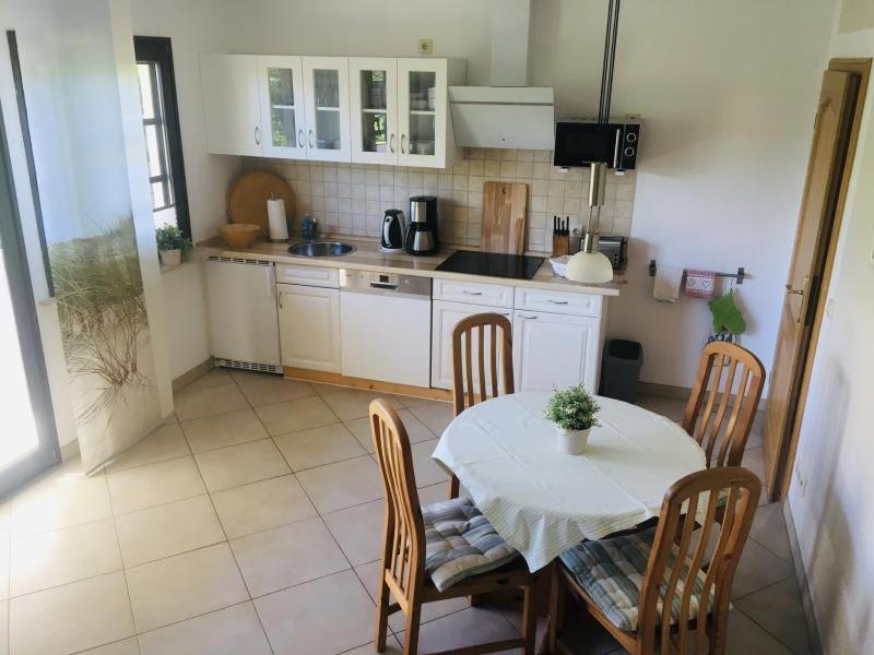Zum Froschkoenig Apartamento Ahrenshoop Exterior foto